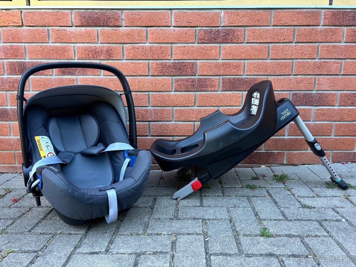 Britax romer baby safe i size s isofixom