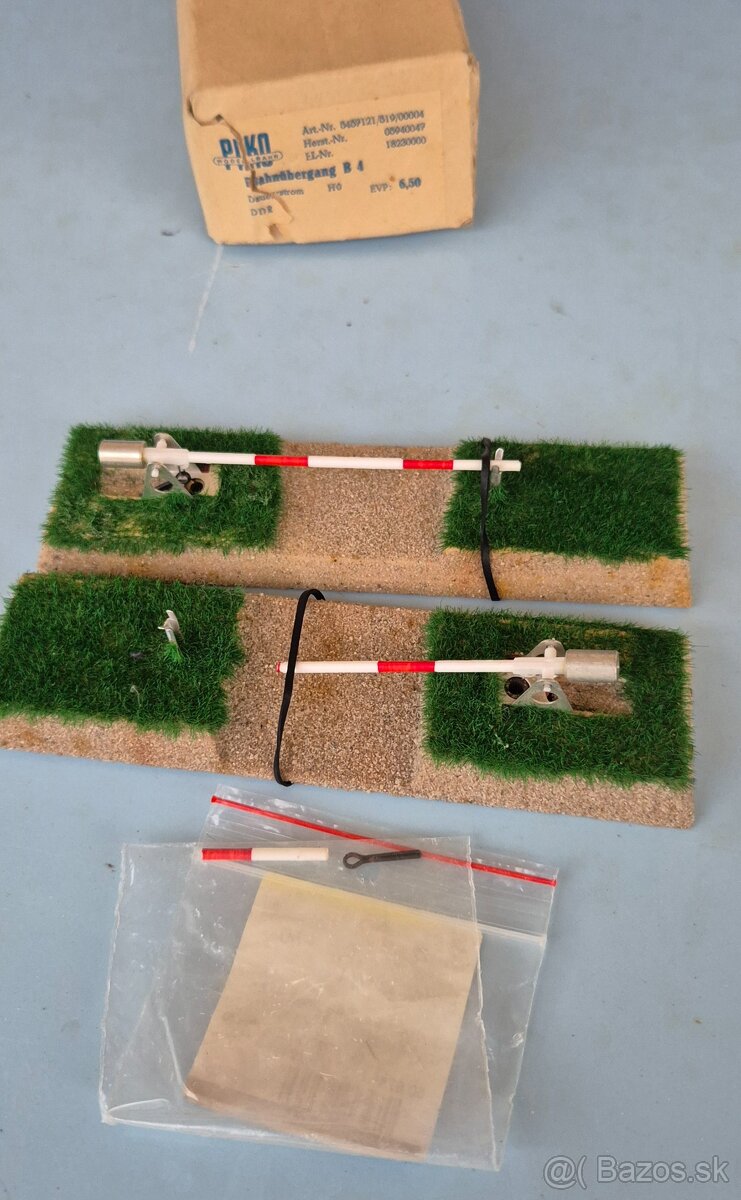 Železničné priecestie Piko H0