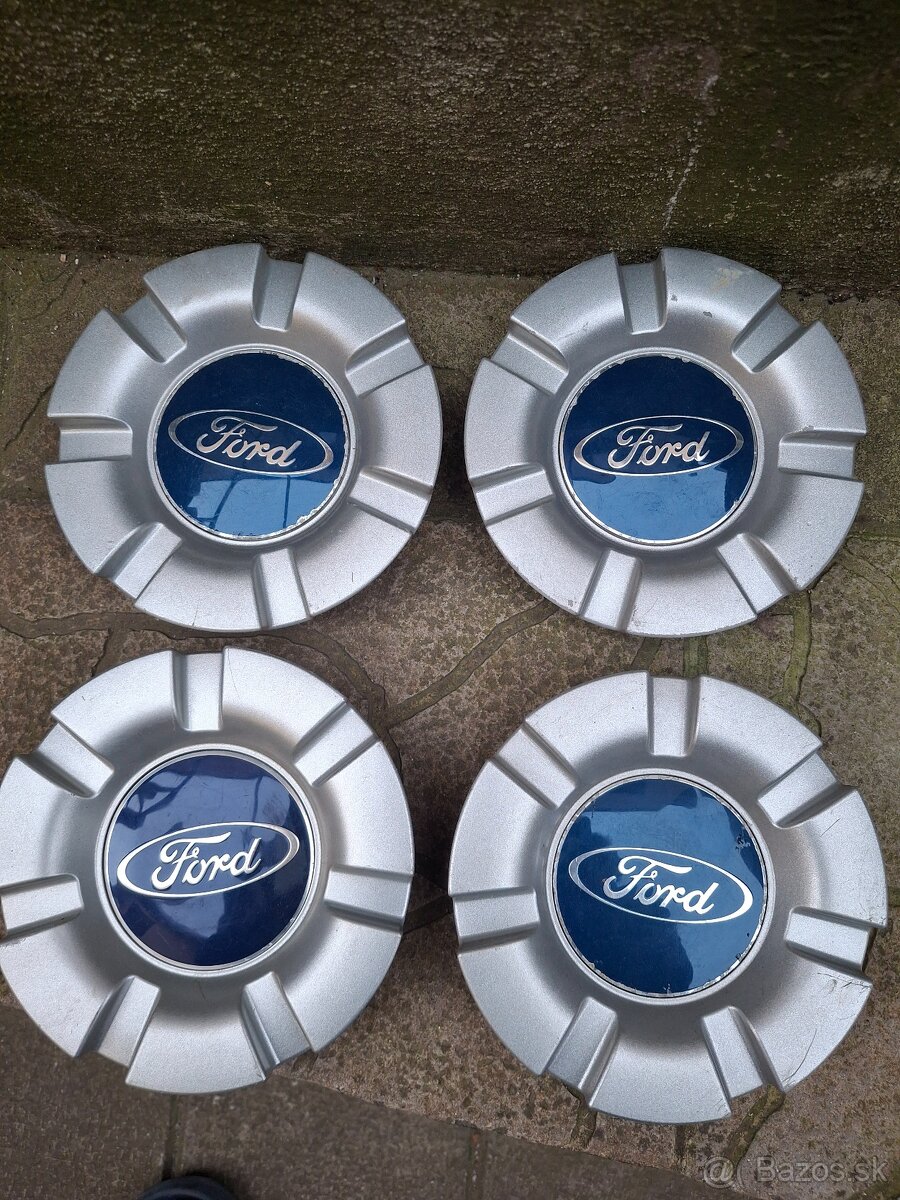 stredove kritky FORD