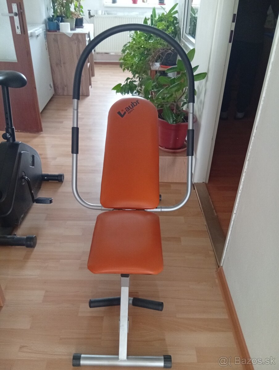 Posilňovacia lavička