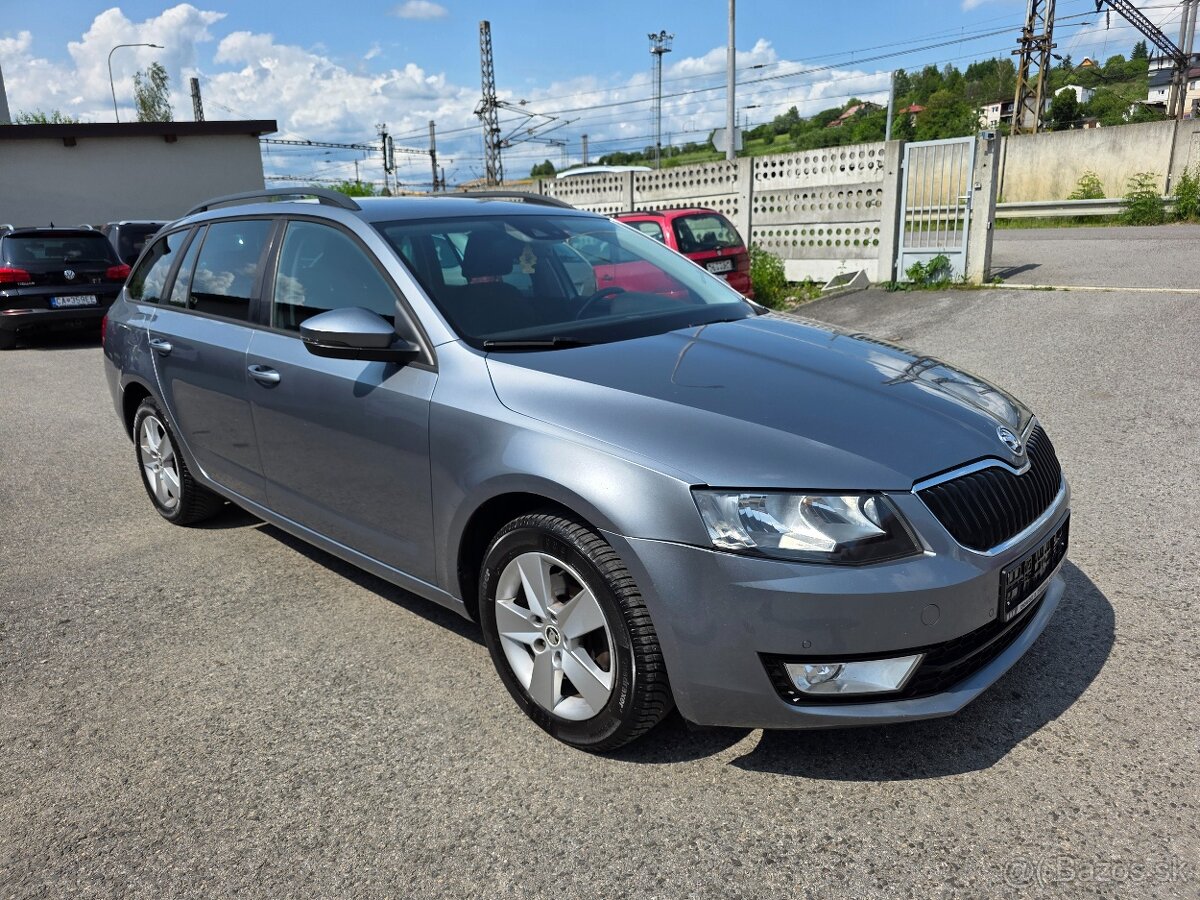 ŠKODA OCTAVIA COMBI 1.6 CRTDI 77KW ELEGANCE