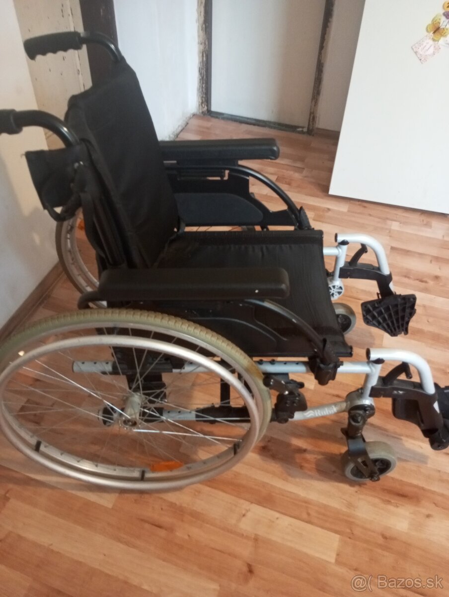 Invalidný vozik