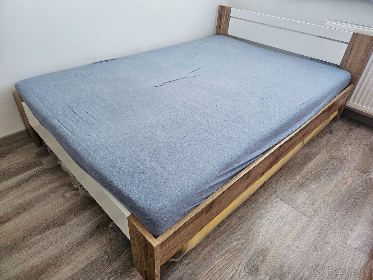 Postel s matracom 140x200