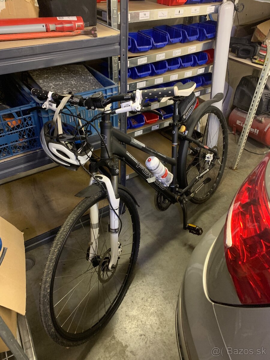 Trekkingovy damsky bicykel Focus