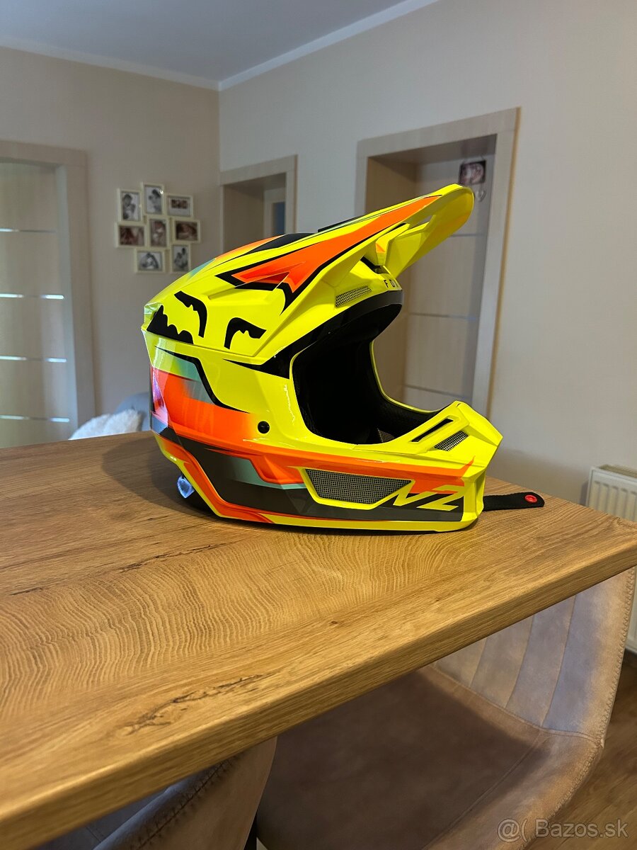 Motokrosová prilba Fox V2
