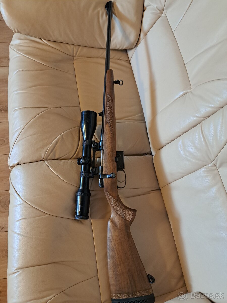 Guĺovnica CZ 527 LUX 223 rem + OPTIKA