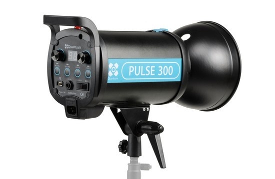 Sada 3x 300Ws bleskov (Bowens) - TOP STAV + výbojky