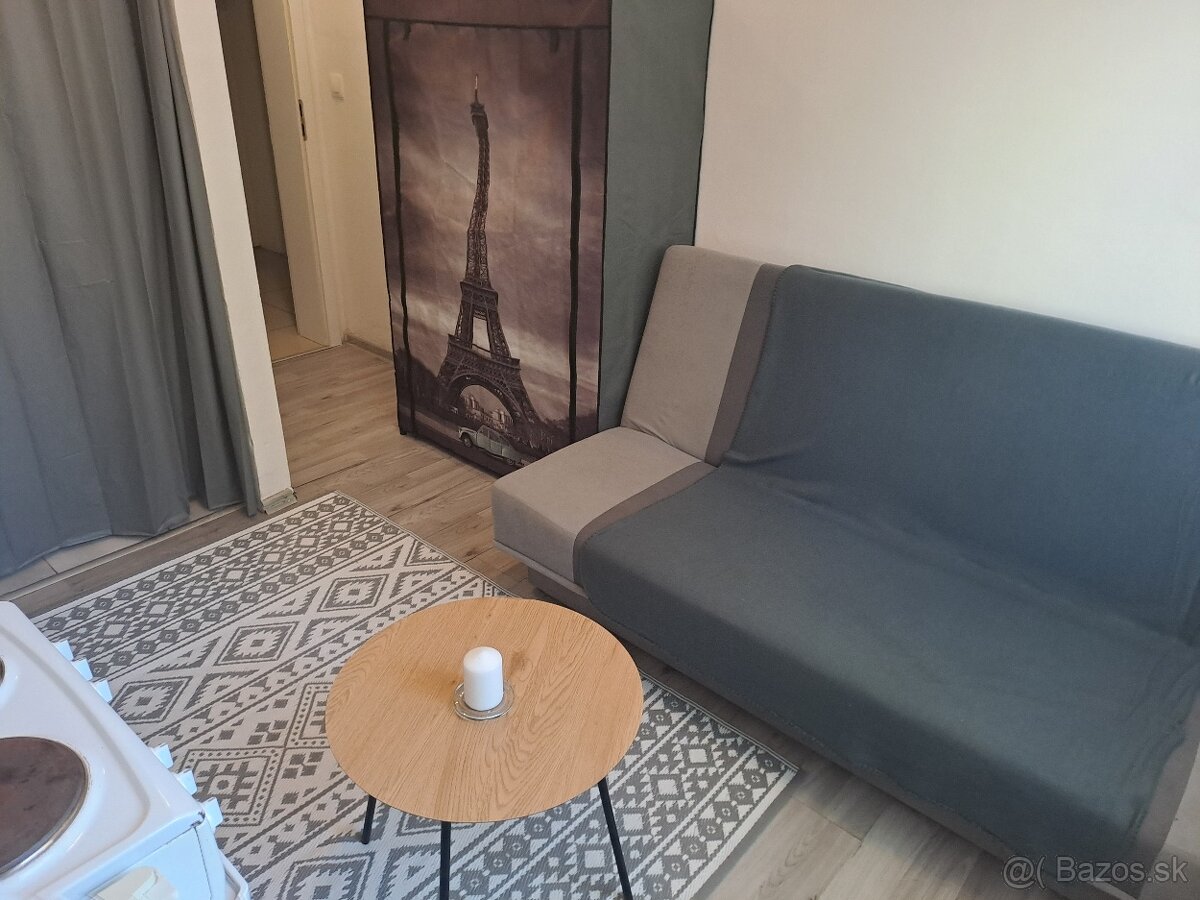 Prenájom útulnej garsónky - Zvolen,Záhonok