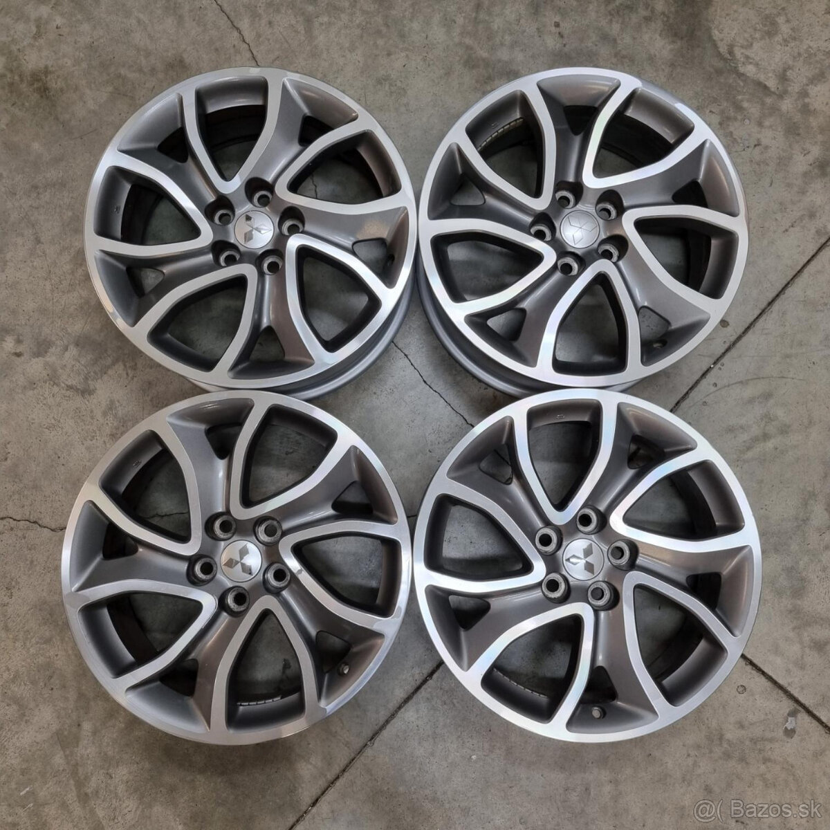 Hliníkové Mitsubishi disky 5x114.3 R18 7J ET38