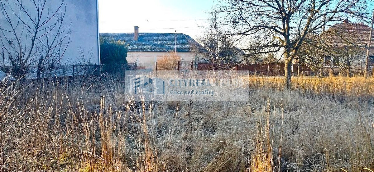 Ponúkame Vám na predaj pozemok v obci Bruty