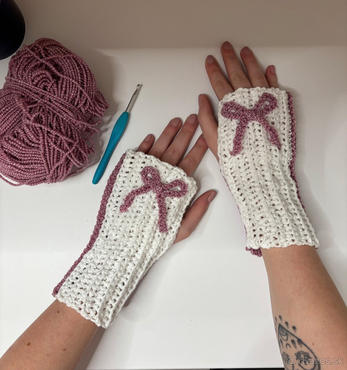 Háčkované rukavice