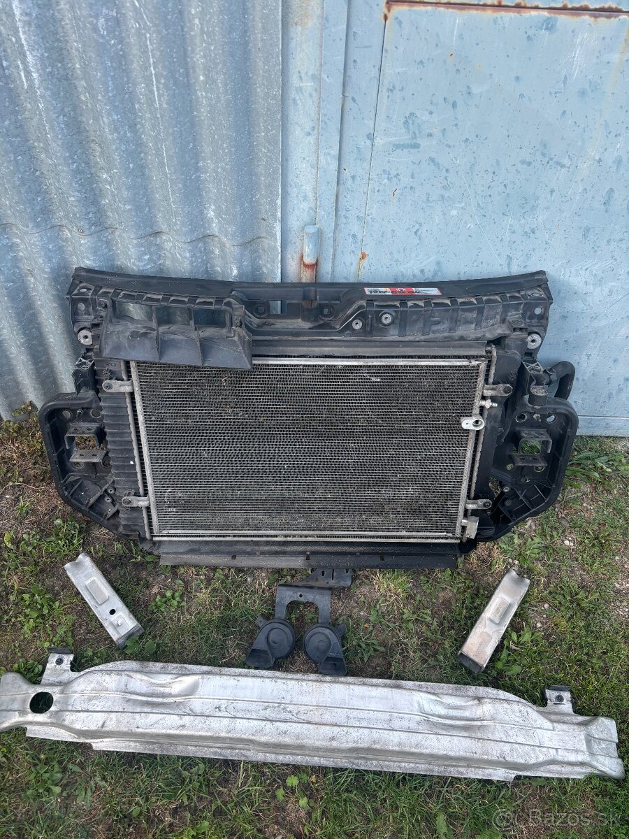 Audi a6c6 chladičová stena 3.2FSI