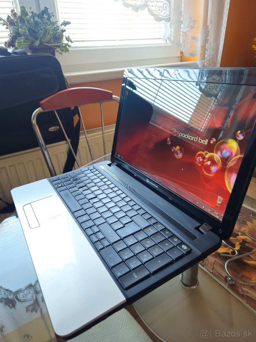 Packard Bell EasyNote TE11HC (Win 7 Original)
