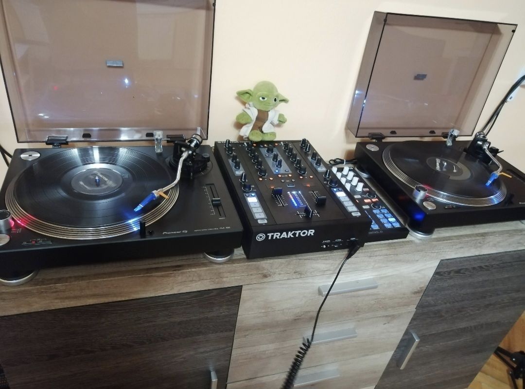 Pioneer & Native Instruments