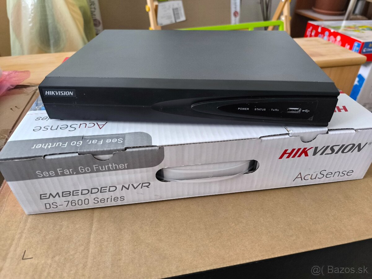 NVR rekorder DS-7608NI-Q1