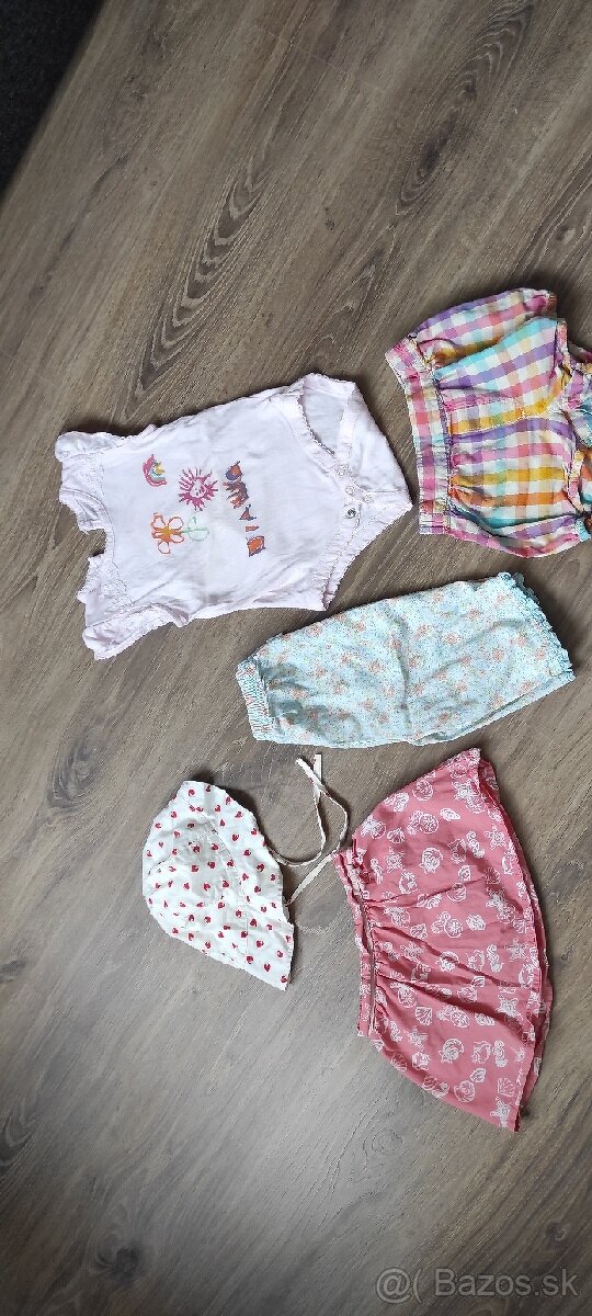 Balík krásneho letného oblečenia pre dievčatko 2-3 roky