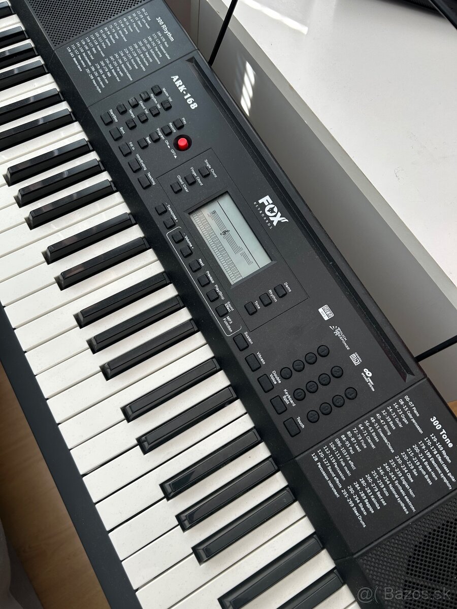 Klávesy Fox ARK-168