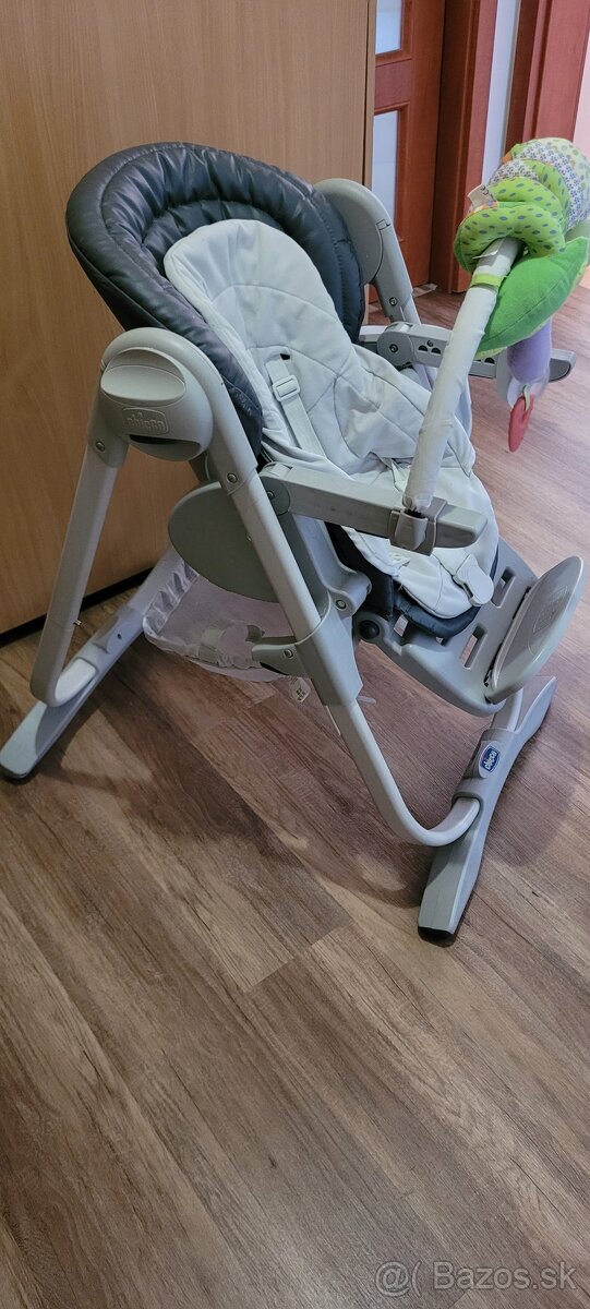 Stolicka na jedenie chicco