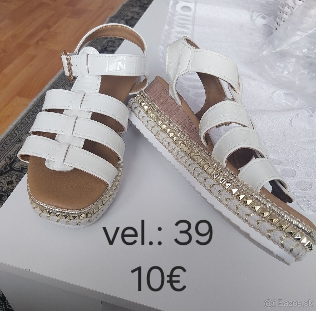 Dámske oblečenie