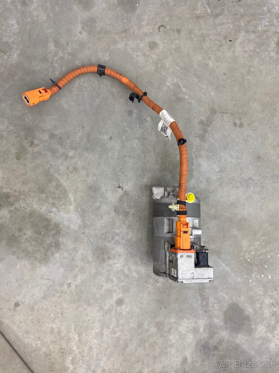 Kompresor klimatizácie VW AG 5QE.816.803.M