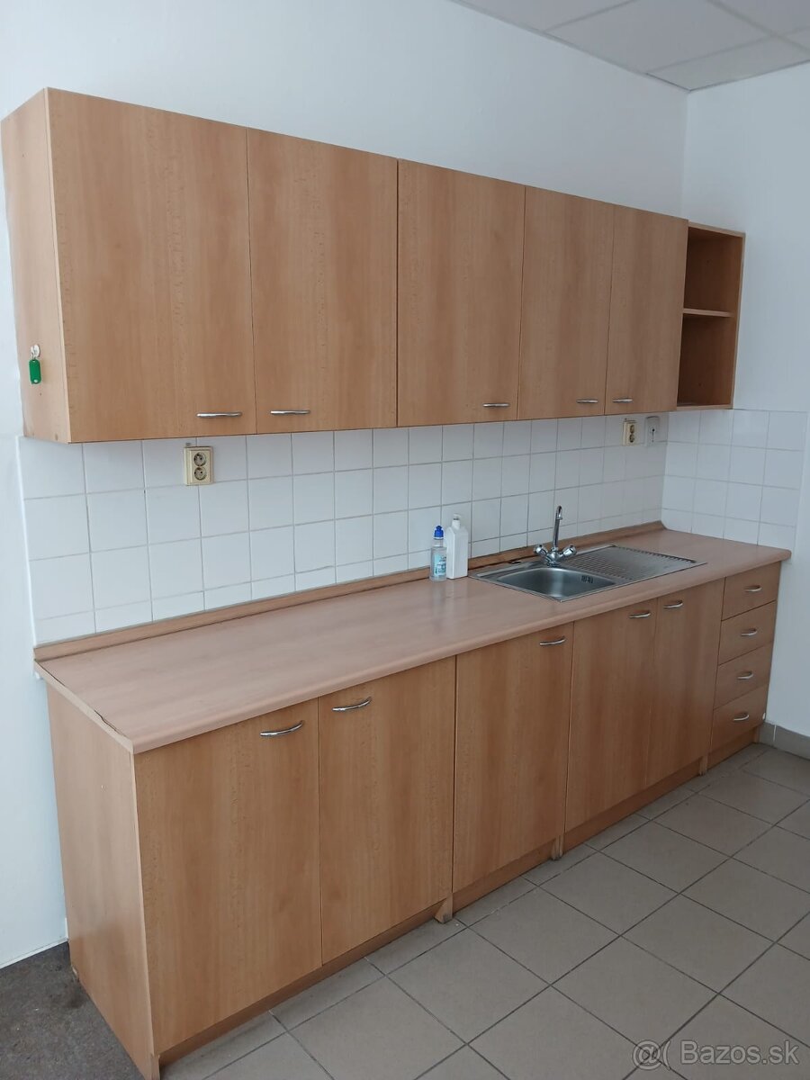 KUCHYNSKÁ LINKA
