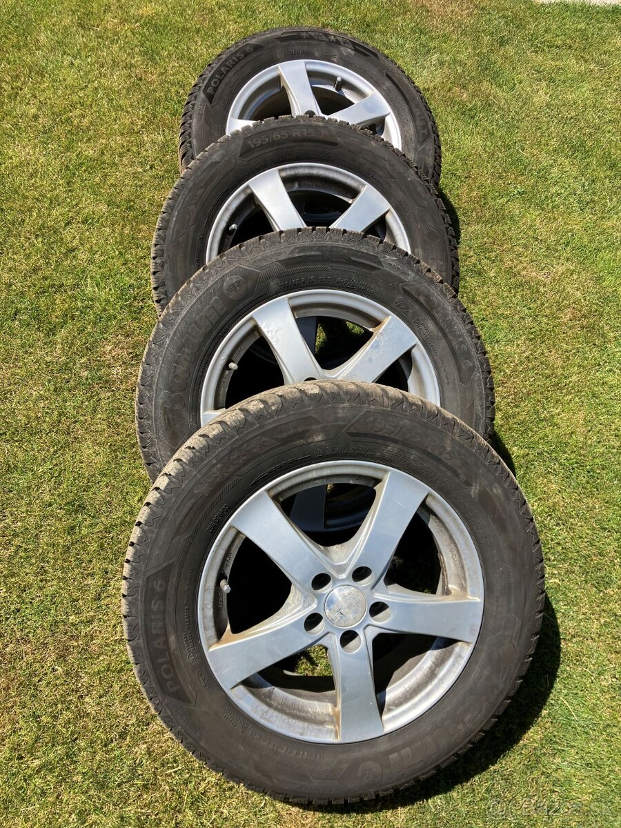 Nove zimne pneumatiky na hlinikovych diskoch 195/65R15