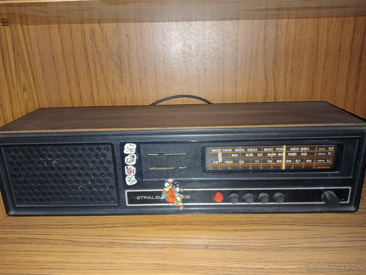 RETRO RADIO
