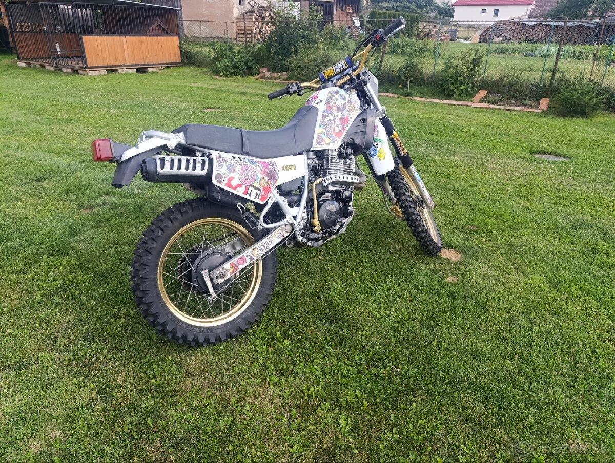 Yamaha XT600