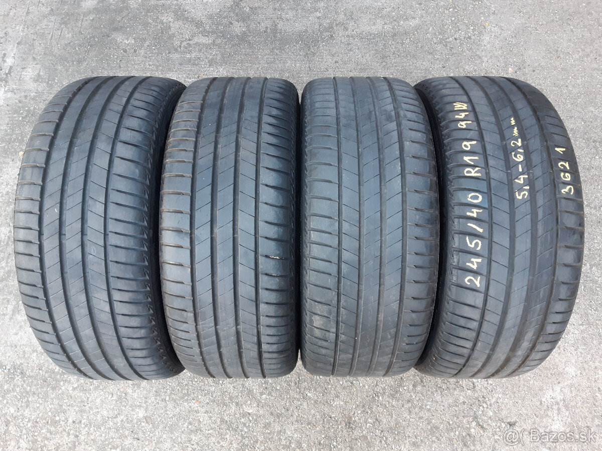 245/40 R19 -letné Bridgestone