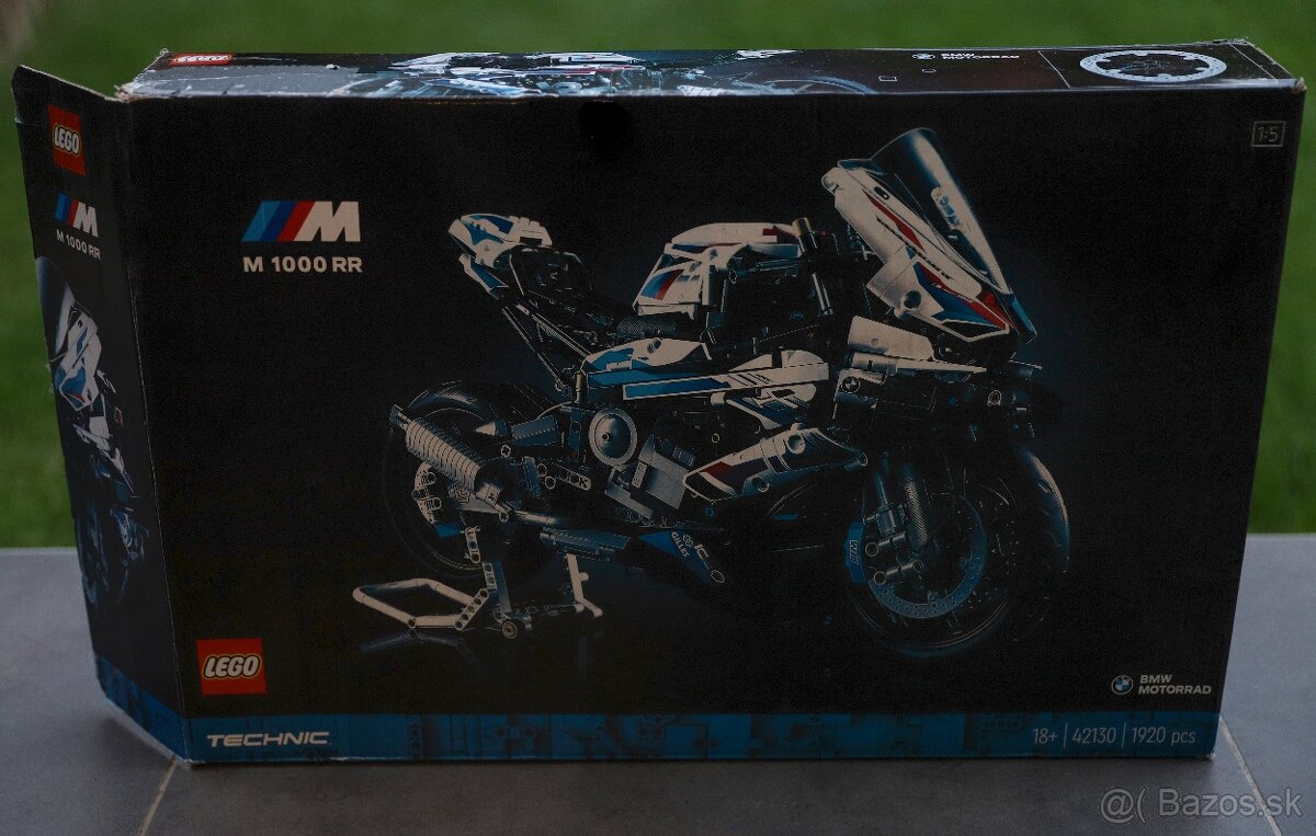 LEGO Technic BMW M 1000 RR