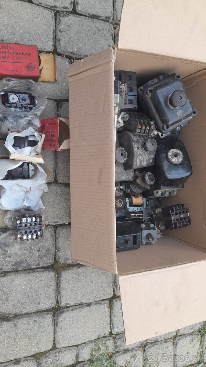 Stykac V16M ,istiace rele R100 elektrosuciastky