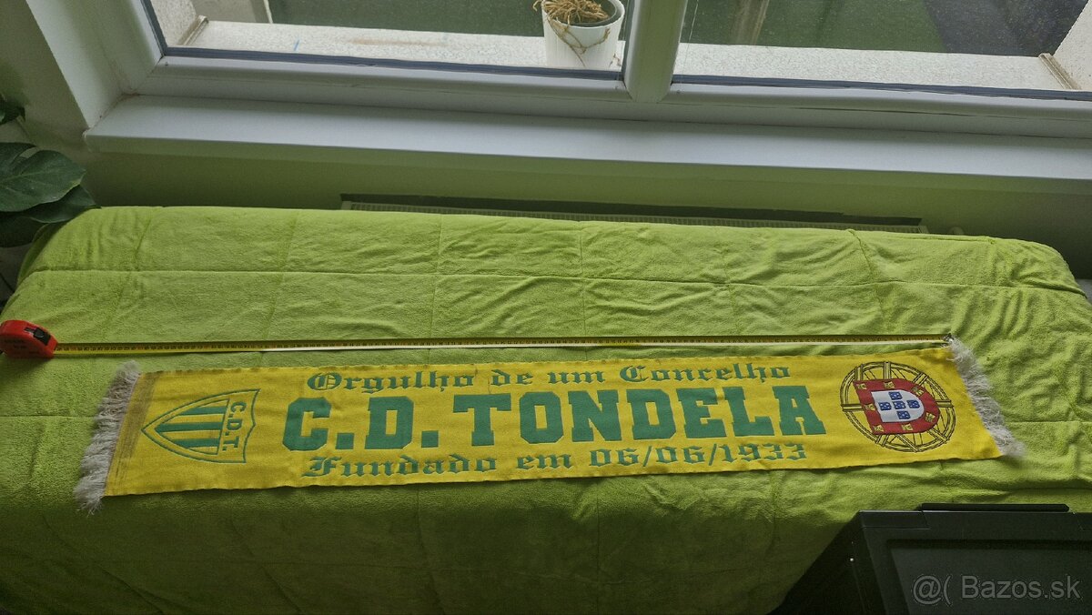 Fanúšikovský šál C.D. Tondela - rarita zo zahraničia