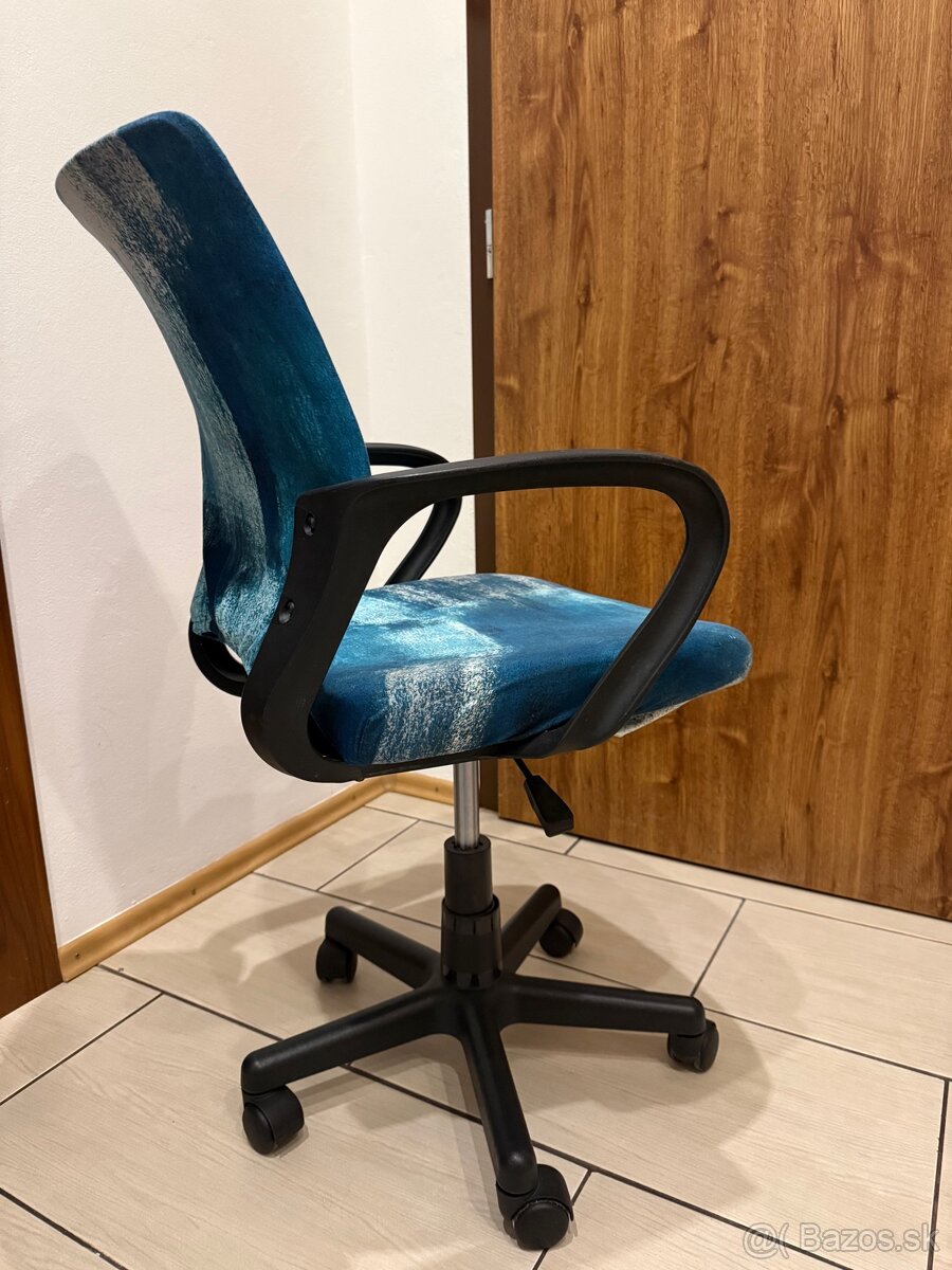 Predám detskú kancelársku stoličku