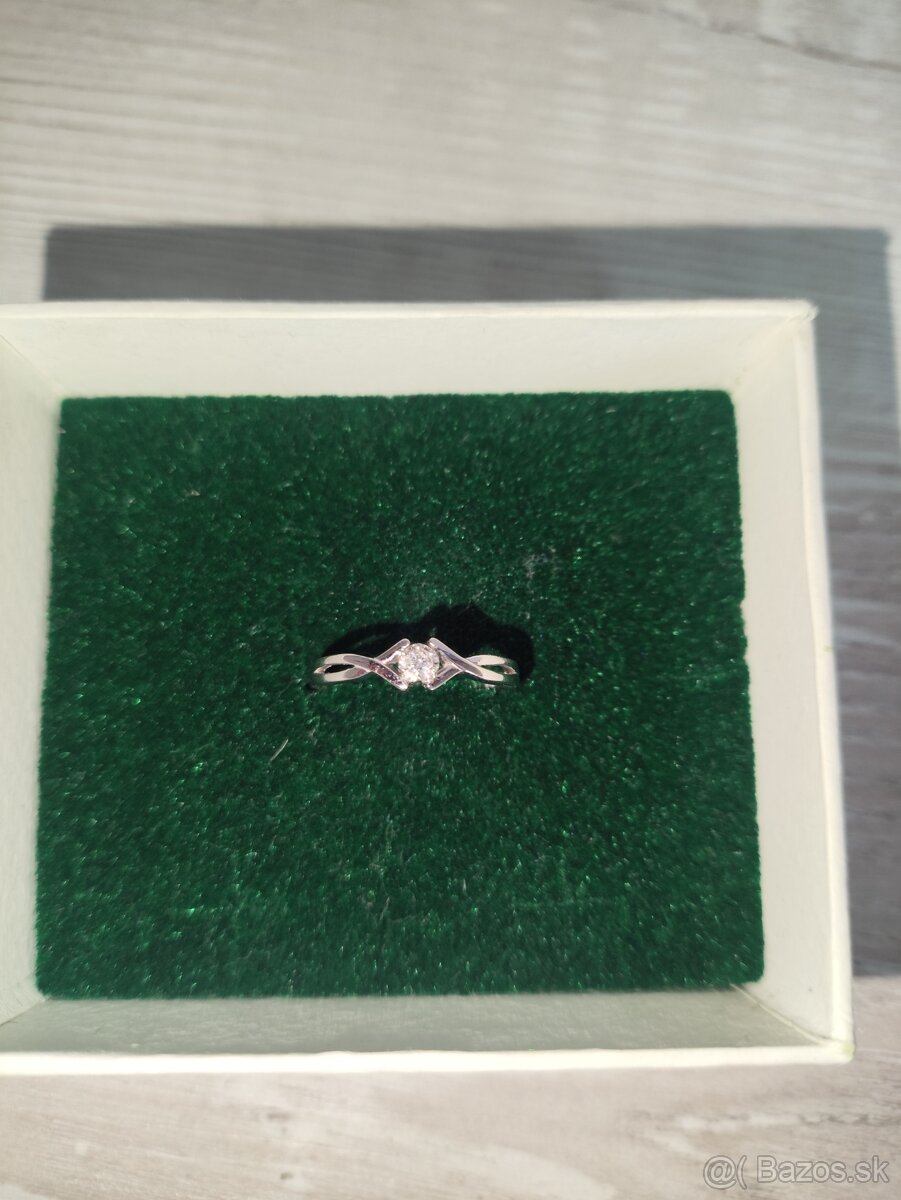 Prsteň z bieleho zlata 14k