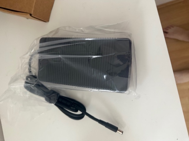 Dell Adaptér 330w