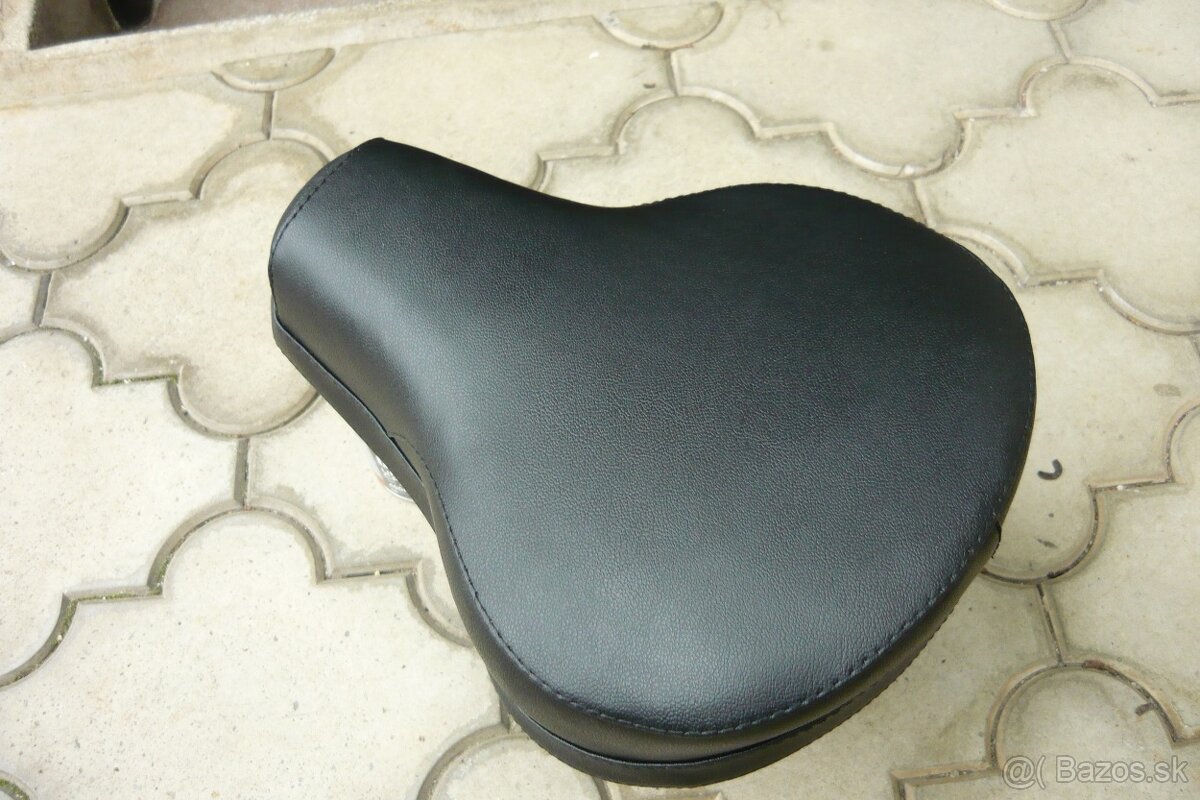 Sedadlo babeta 210
