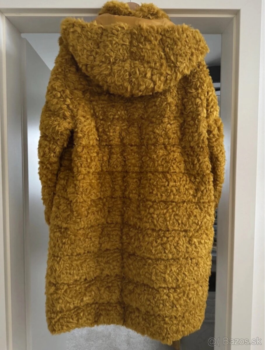 Moncler teddy kabat yellow faux fur