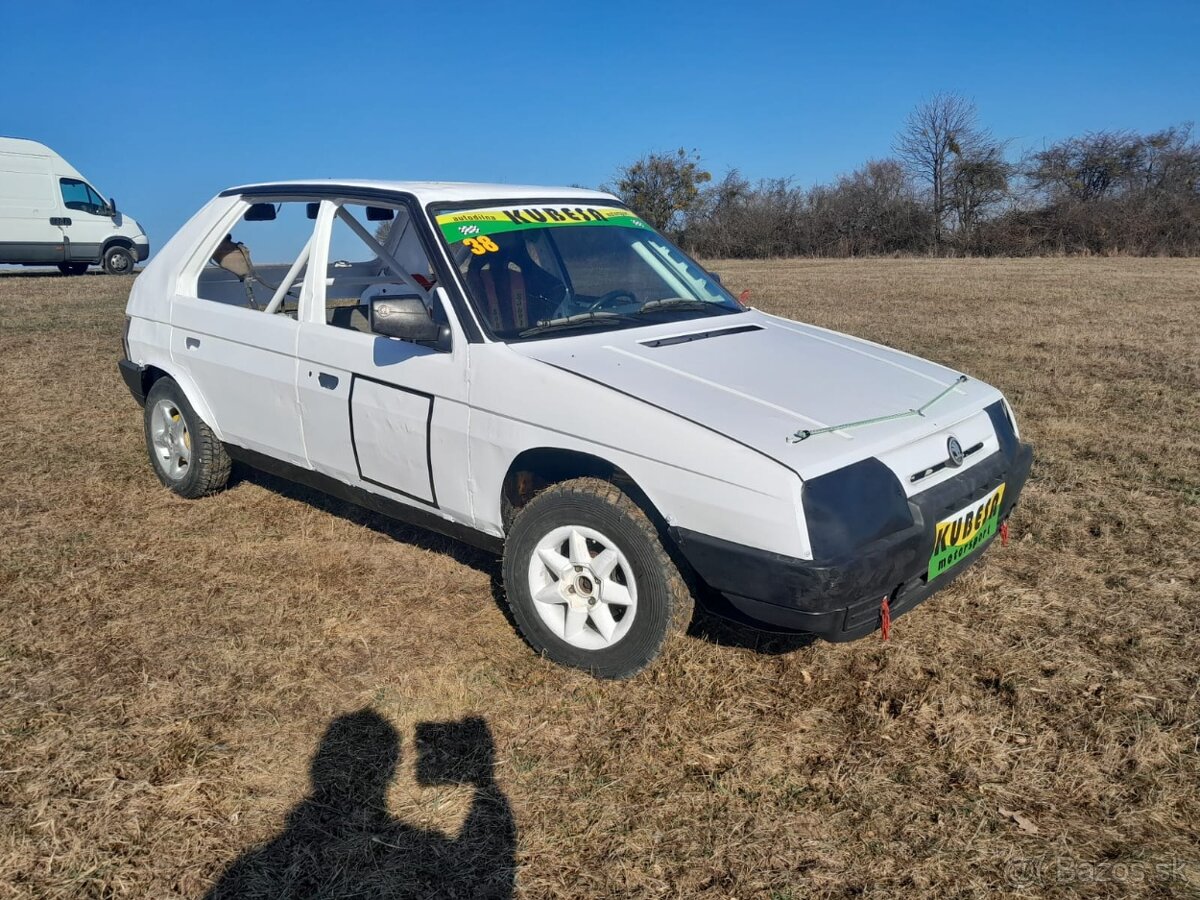 Autokrosový speciál Škoda Favorit 1.4