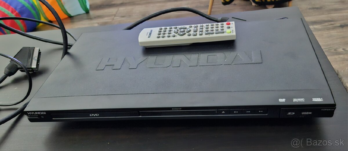 DVD prehrávač Hyundai DV-5-S747 USB/SD