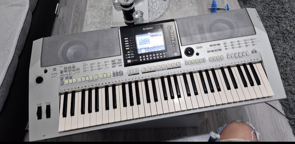 Yamaha PSR S-910