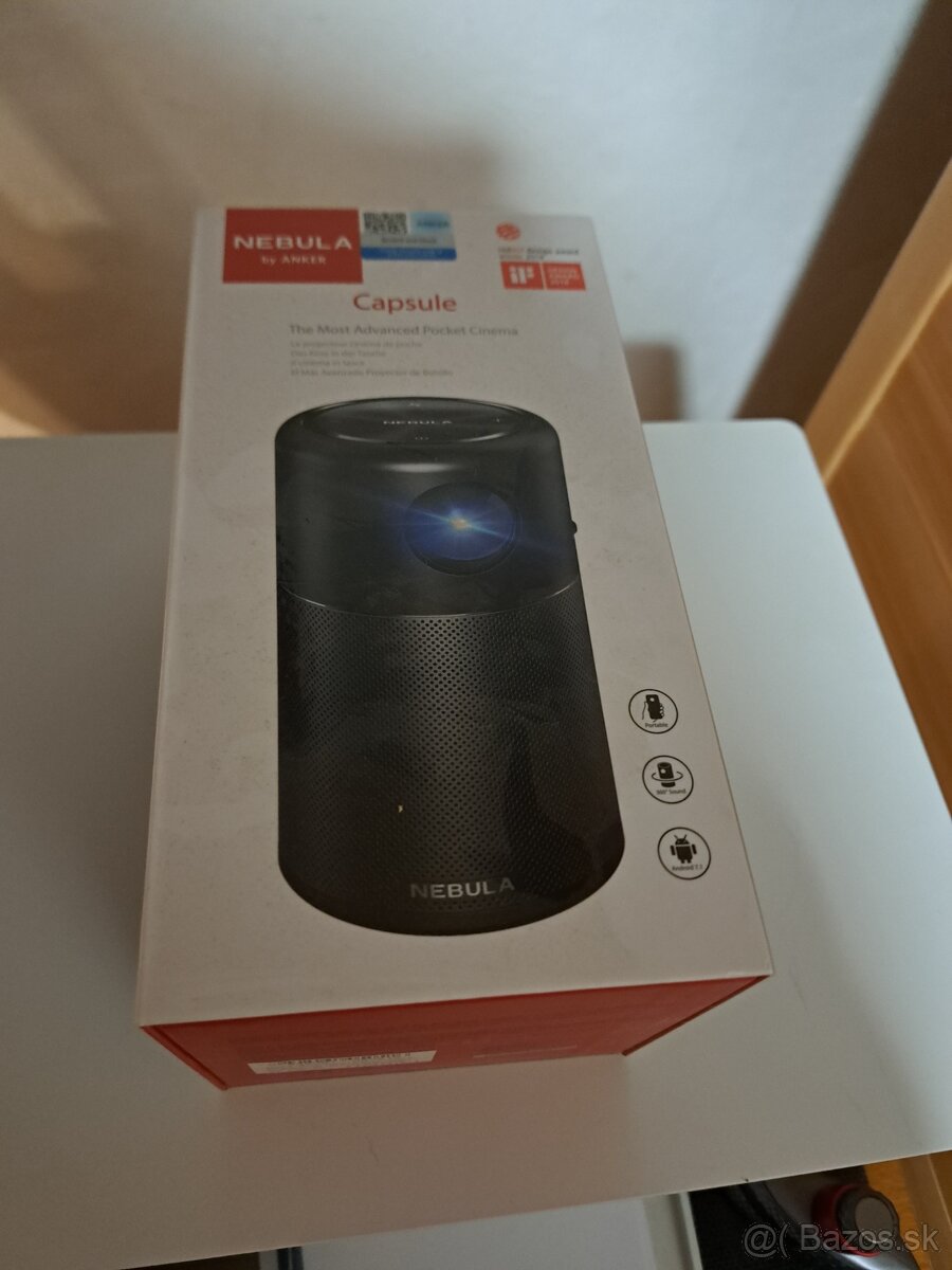 Anker Nebula M1 projektor