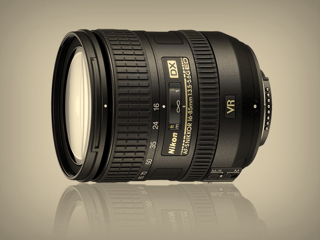 Nikon 16-85mm + UV filter