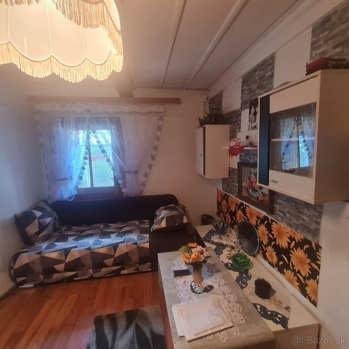 VÝRAZNE ZNÍŽENÁ CENA CHALUPA DOM PRI LESE A POTÔČIKU HRONEC