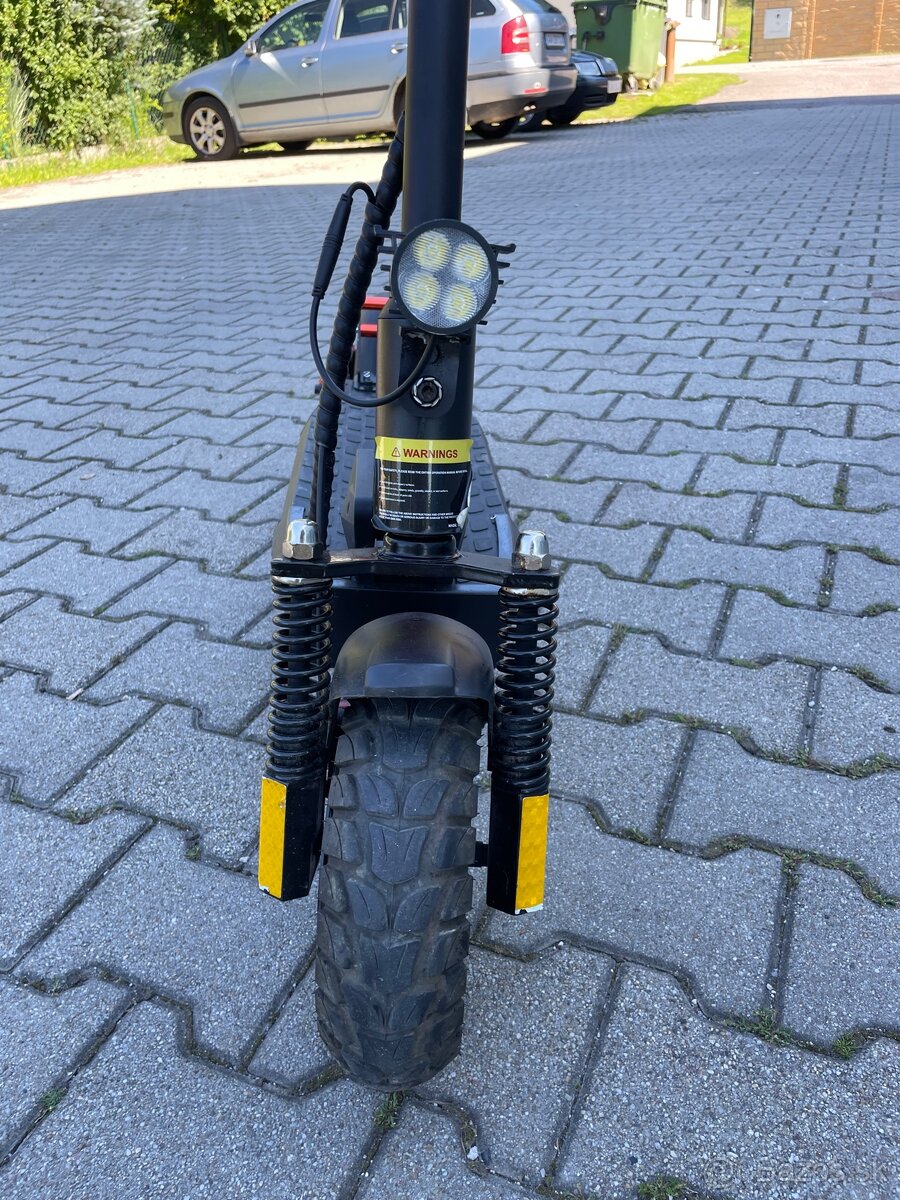 Elektrická kolobežka