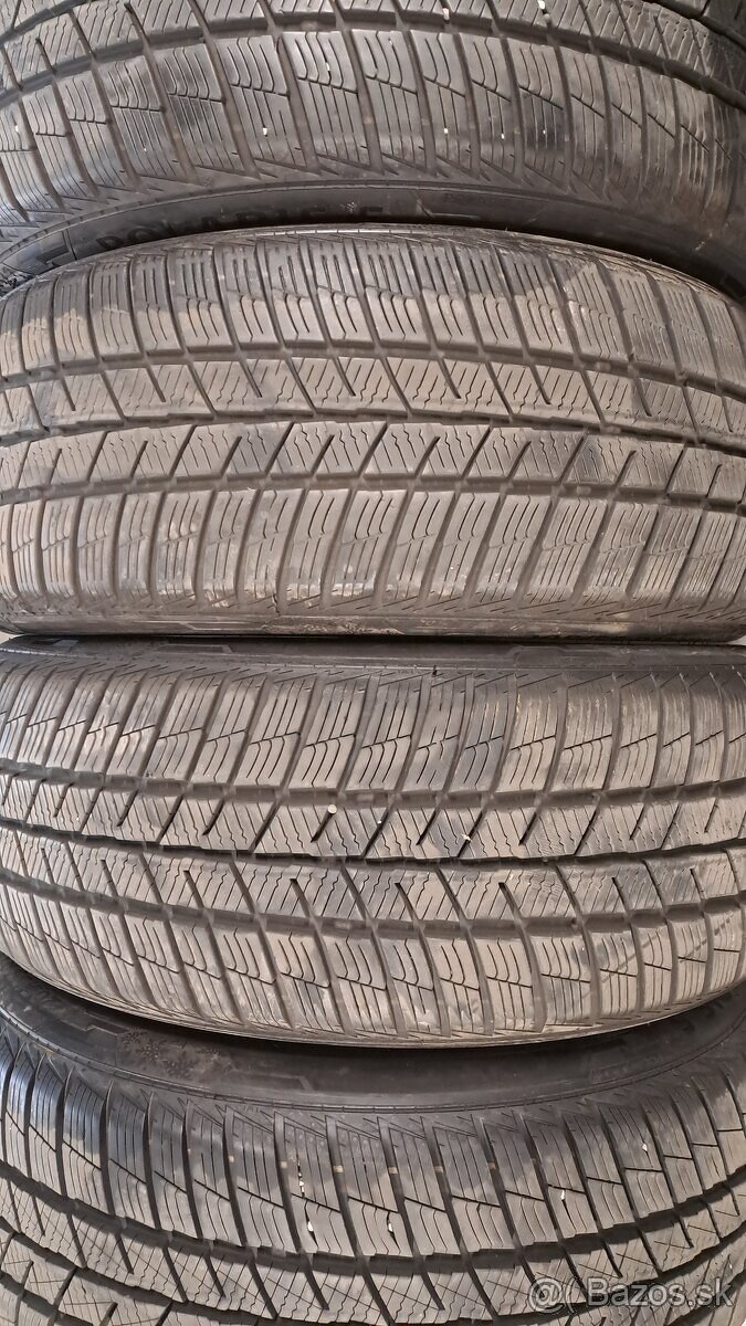 Predám 4ks jazdené zimné 205/55r17-95V Barum