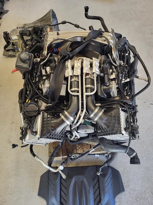 Kompletní motor BMW S63B44B 4.4 V8 560 koní M5 M6