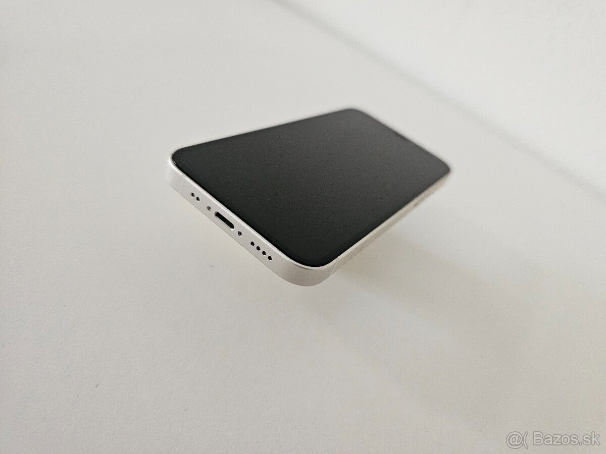 Apple iPhone 12 mini 100% batéria