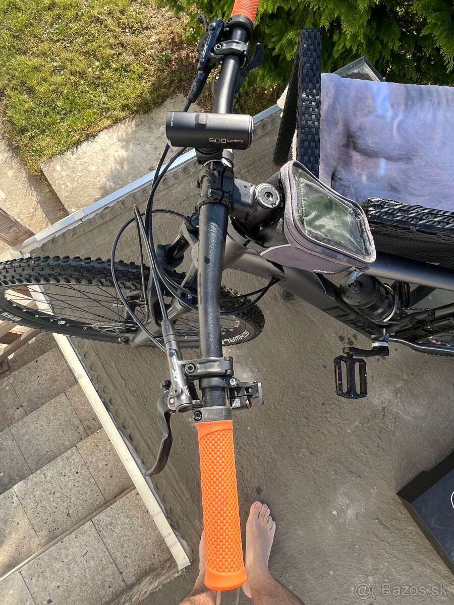 Cube reaction grey orange 2023 slx