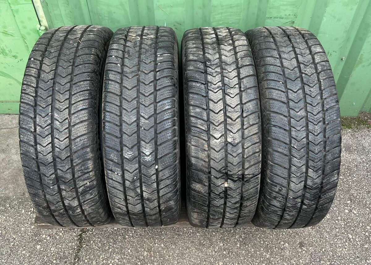 Zimné pneumatiky semperit 215/65R16C