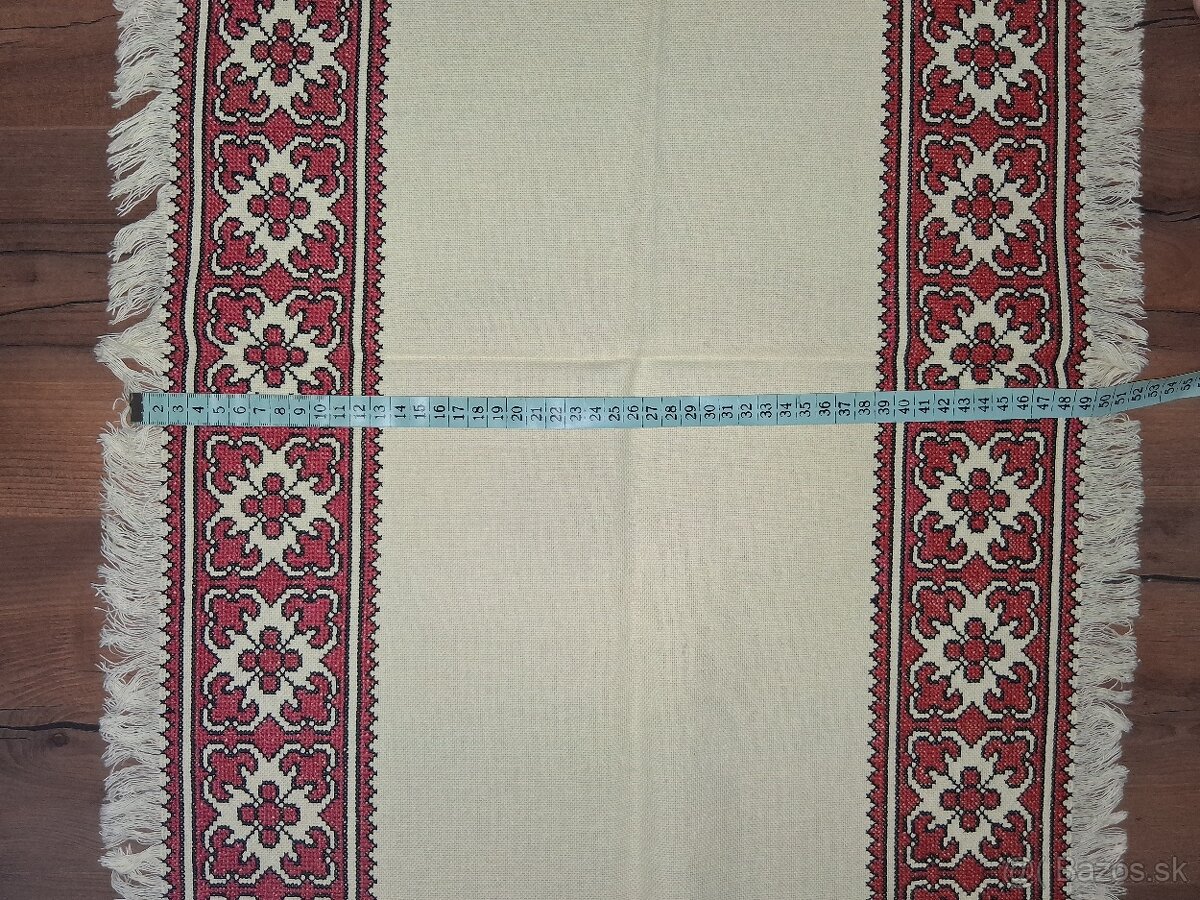 Ručne vyšívané obrusy -retro